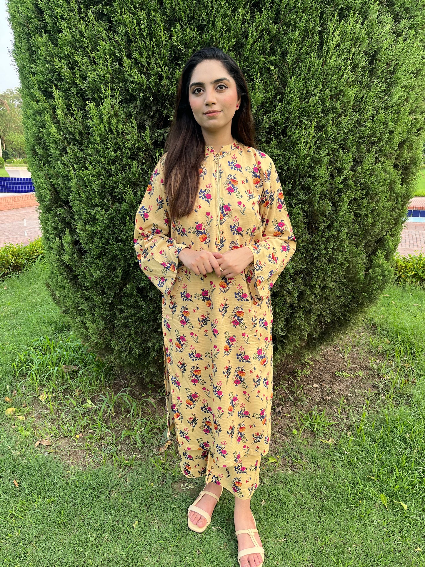 Sun Shine (2PC lawn)