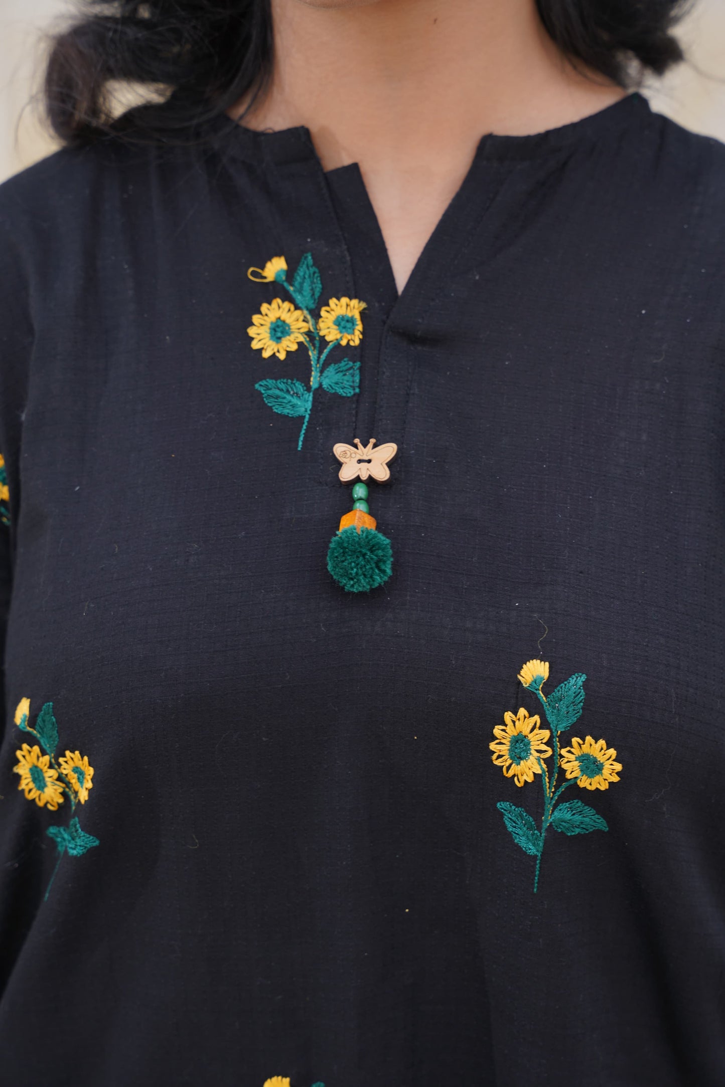 3 piece embroidery lawn (Unstitched)